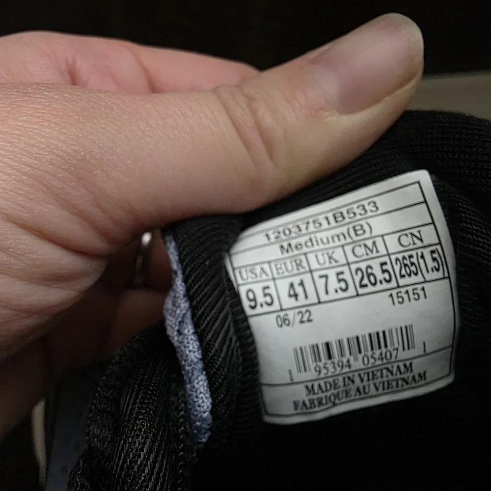 Brooks these shoes